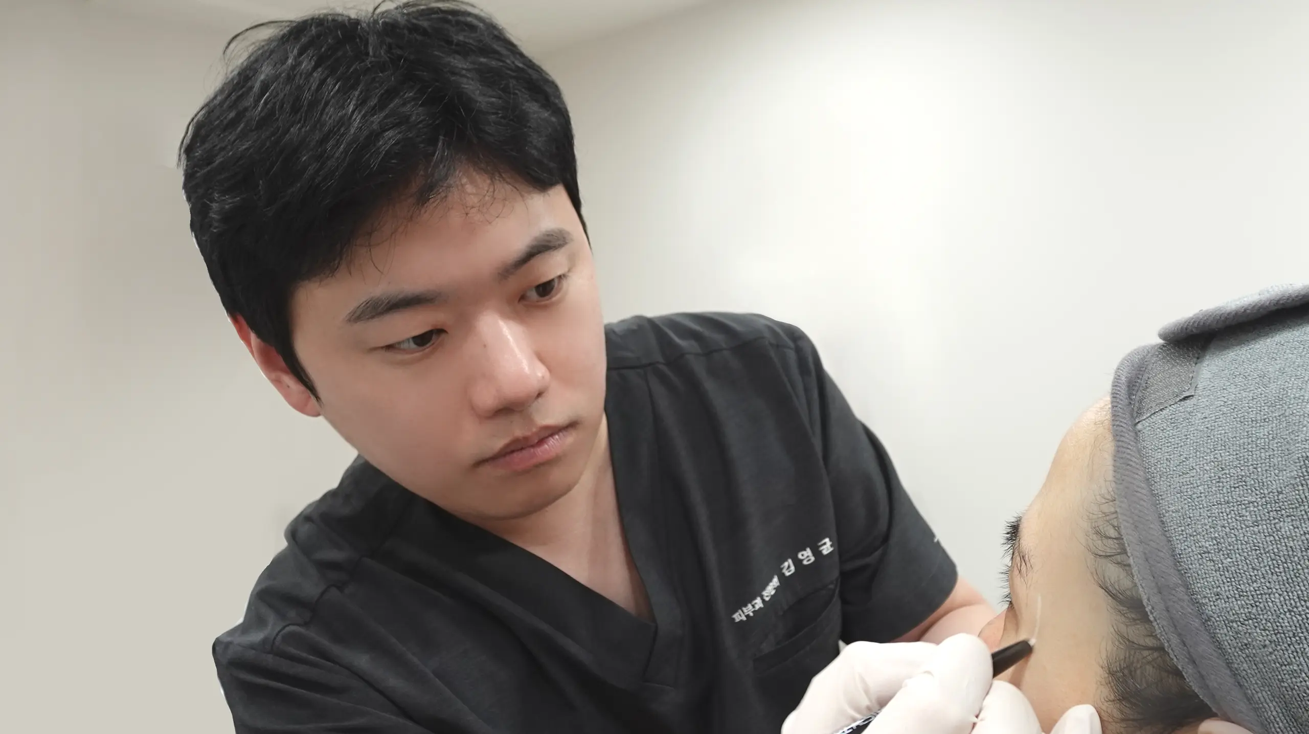 코어피부과 김영균